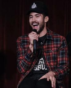 吃瓜网红男博主,揭秘吃瓜网红男博主的幕后故事  第1张